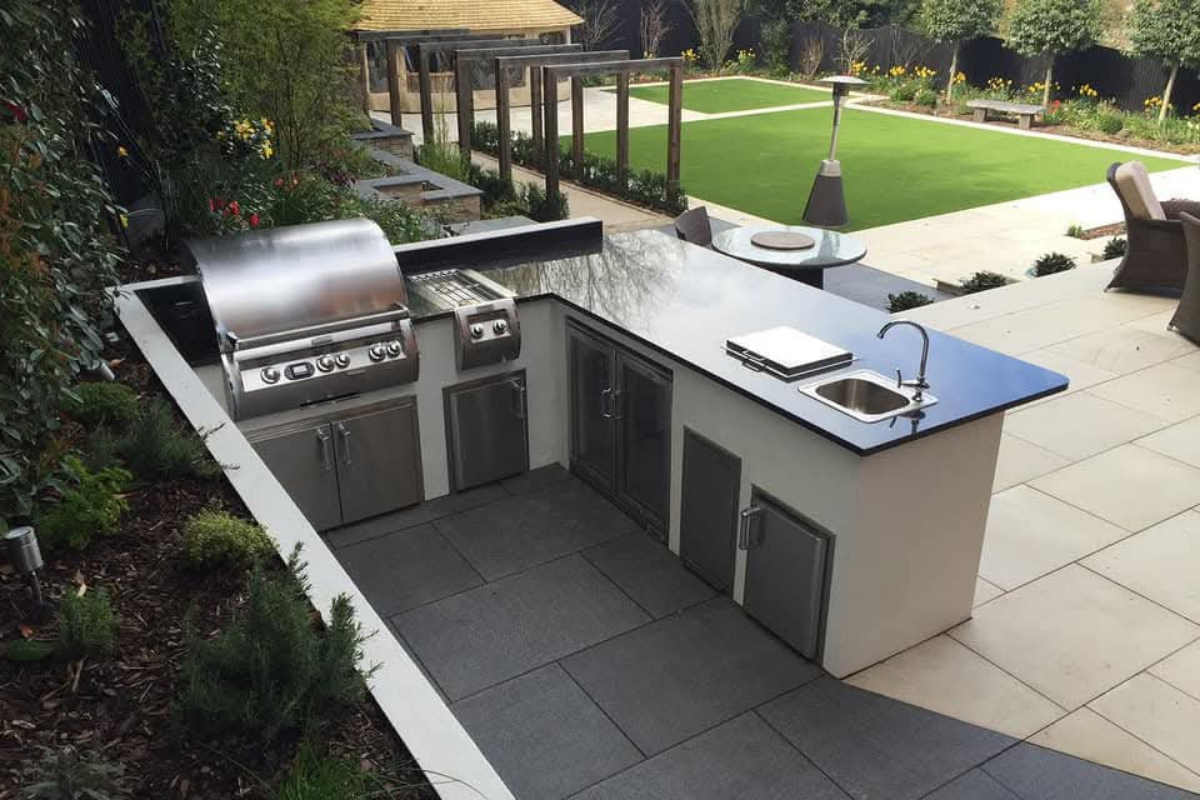 Cerijolandscaping-Outdoor-Kitchen-BBQ-Grills