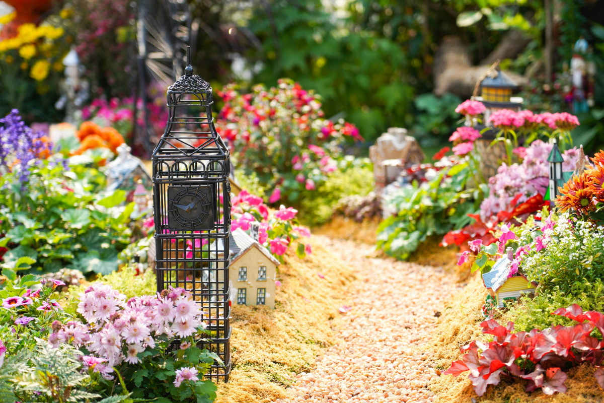 Garden-plants-Maintenance-dubai-uae