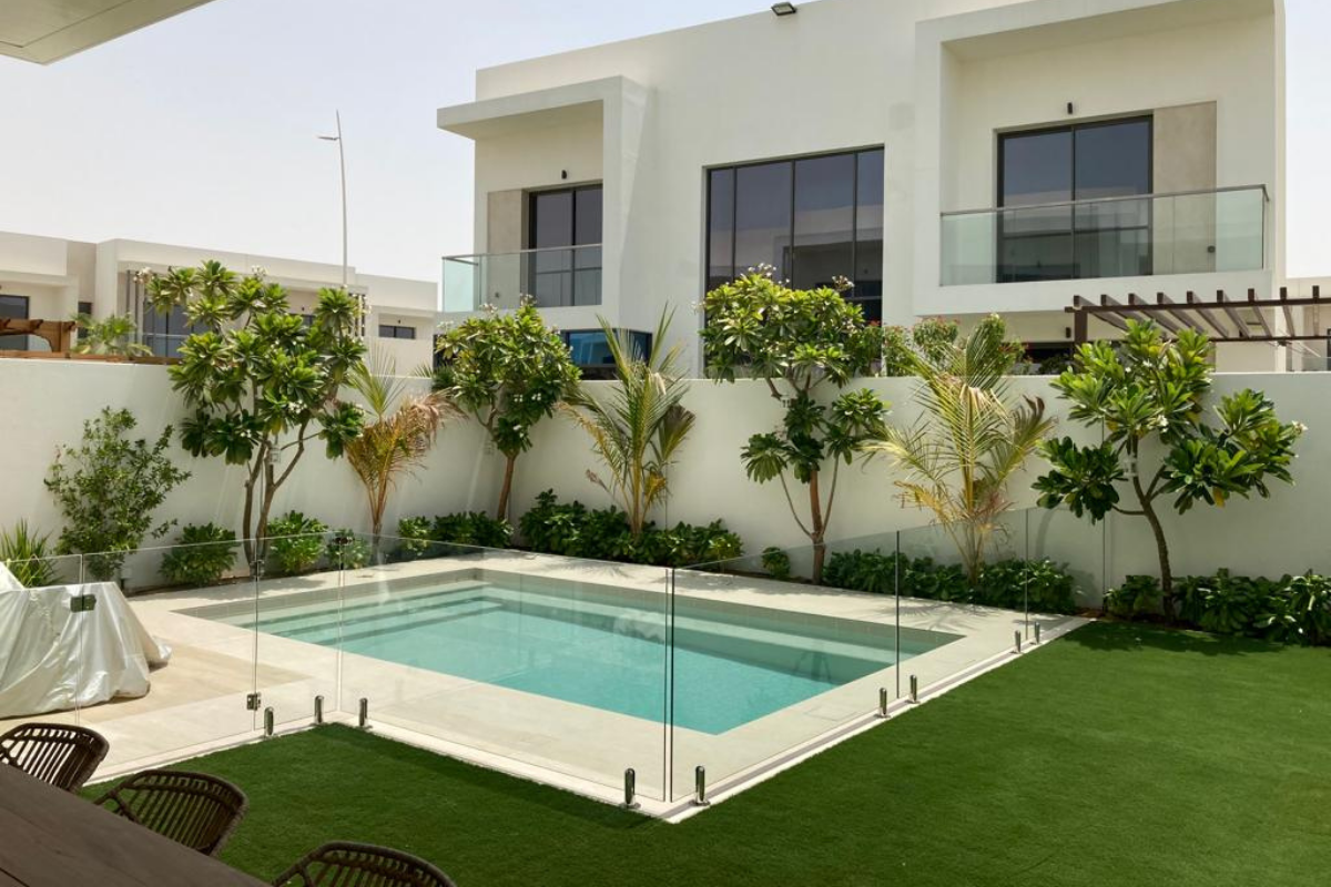 Garden-pool-maintenance-dubai-uae