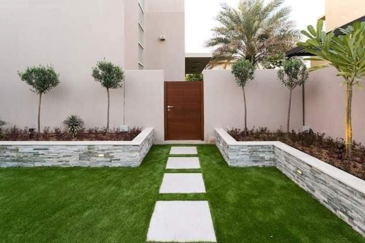 Plant-care-in-dubai