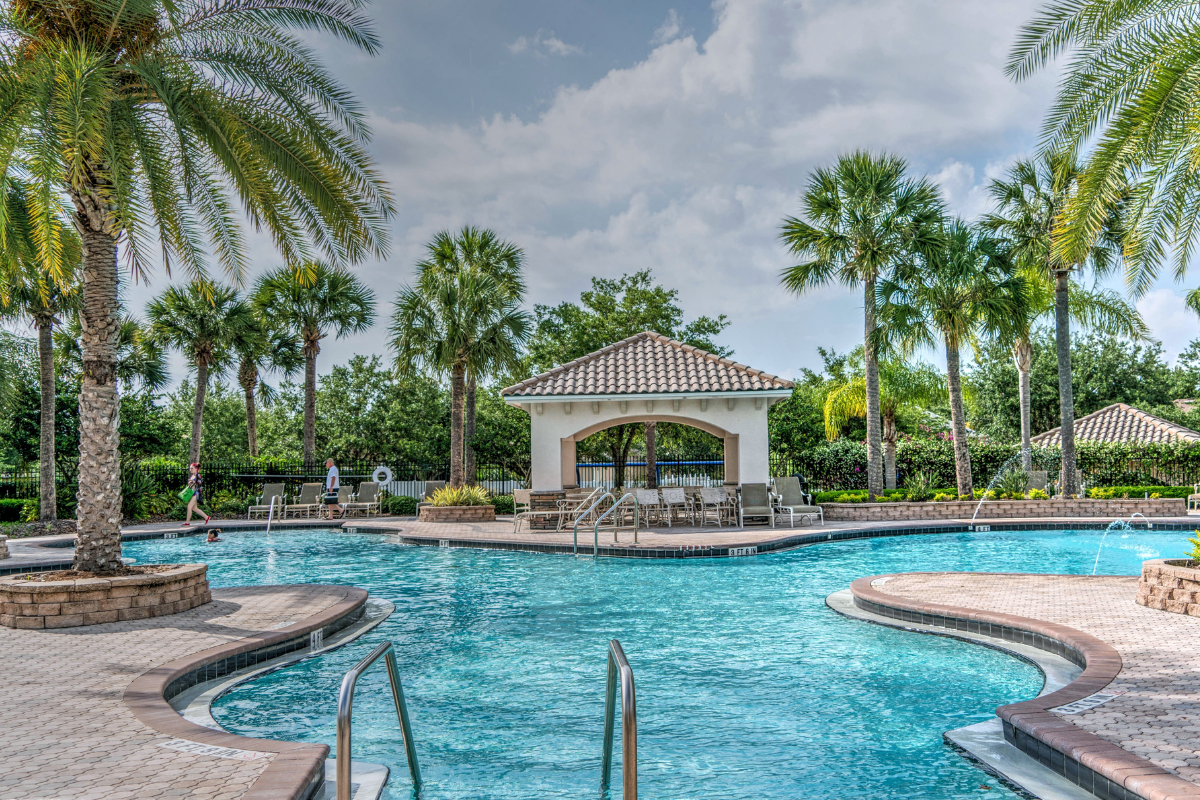 Swimming-pool-maintenance-cerijolandscaping